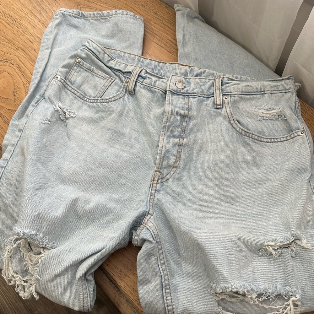 Light Blue Distressed Women's Jeans